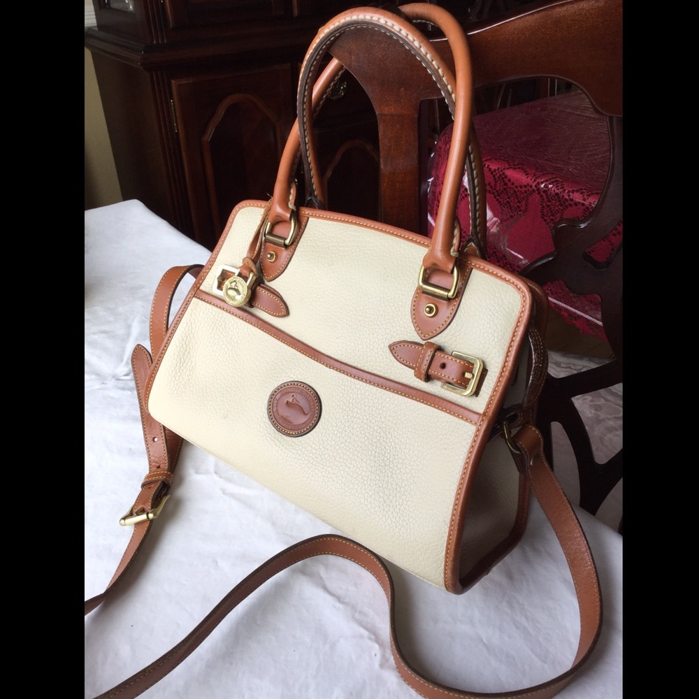 Dooney & Bourke AWL Handbag Shoulder Crossbody Bag Vanilla/British Tan